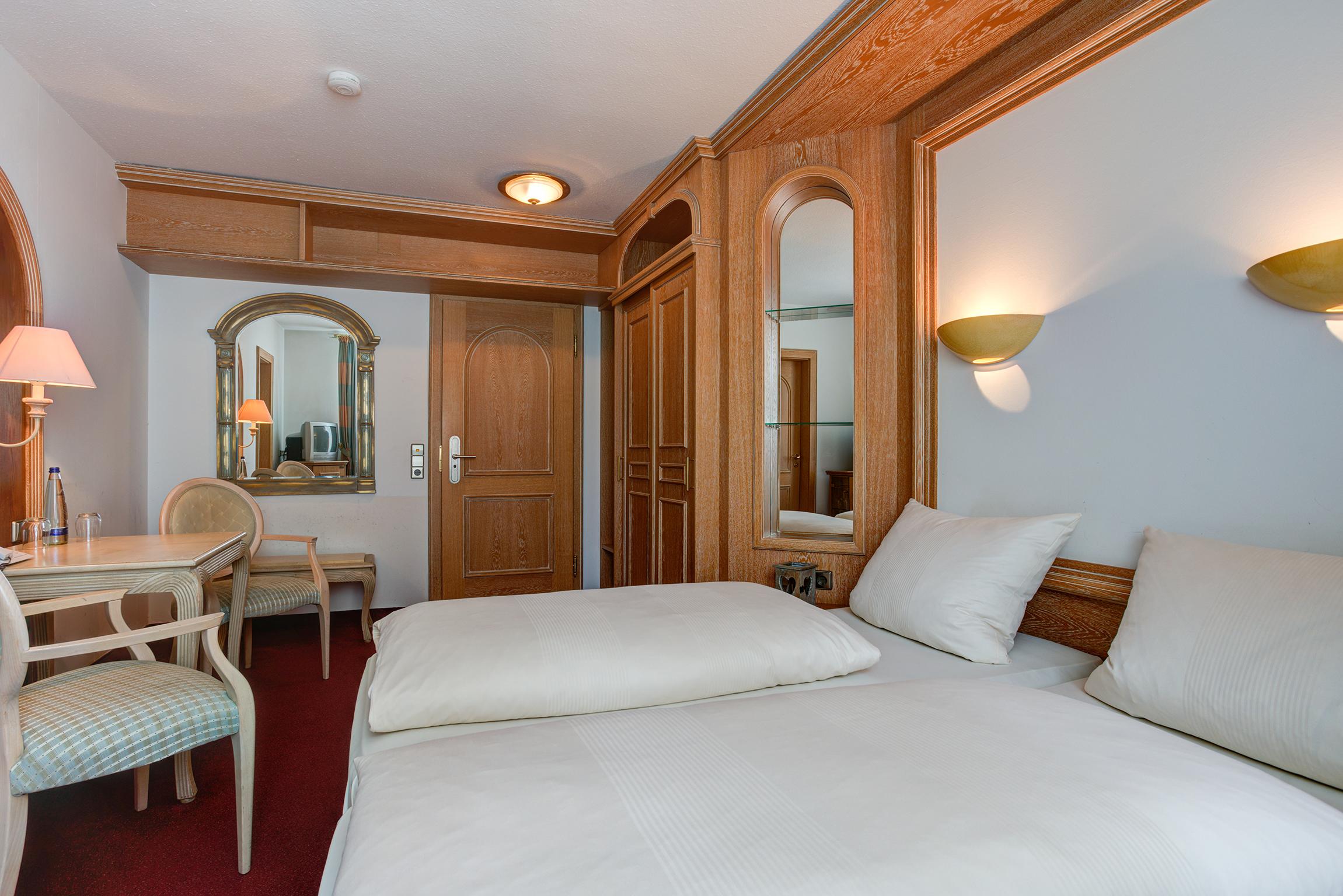 Centro Hotel Stern Ulm Dış mekan fotoğraf